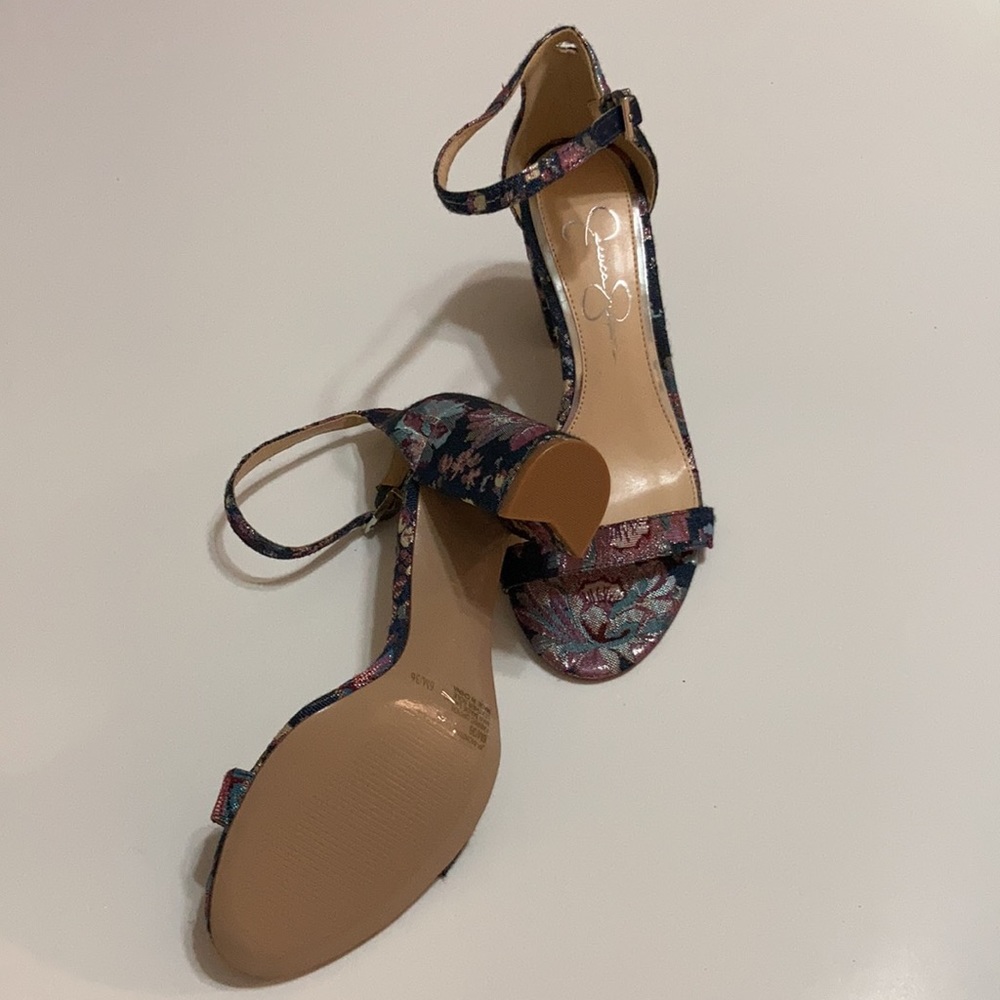 NWT Jessica Simpson block sandals.. - Picture 2 of 2